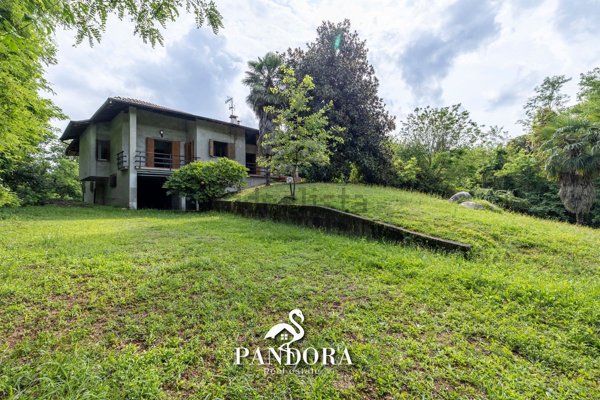 casa indipendente in vendita a Borgo Ticino