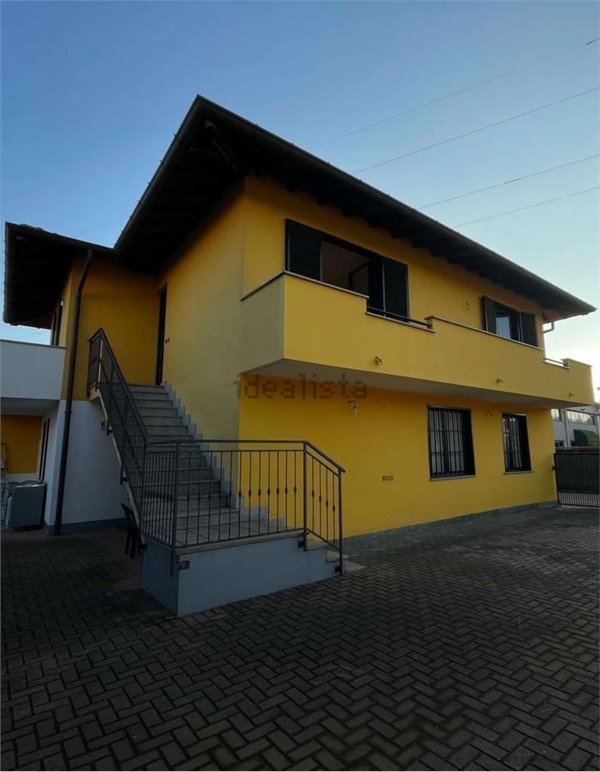 casa indipendente in vendita a Borgo Ticino