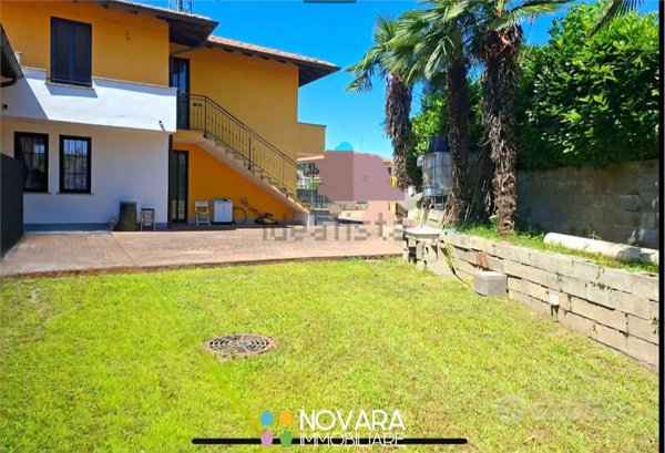 casa indipendente in vendita a Borgo Ticino