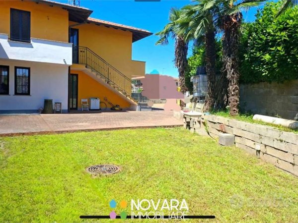 casa indipendente in vendita a Borgo Ticino