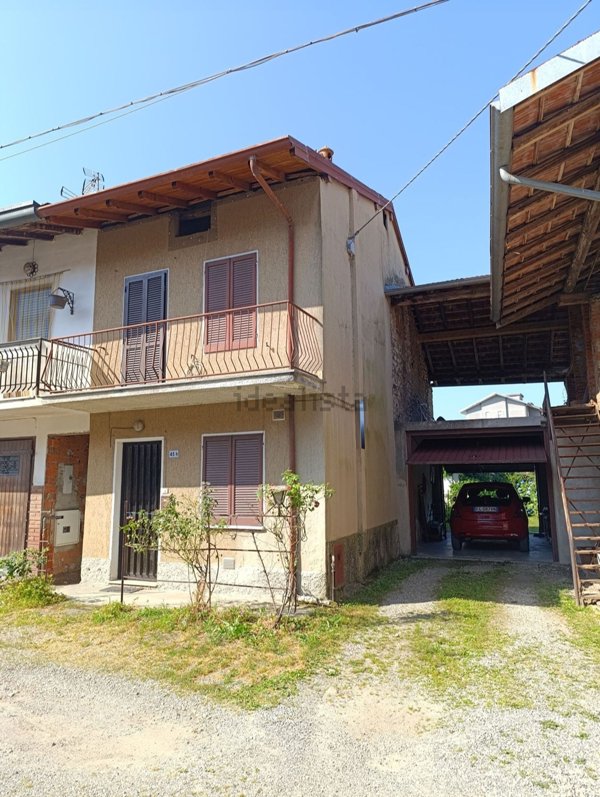 quadrivano in vendita a Borgo Ticino