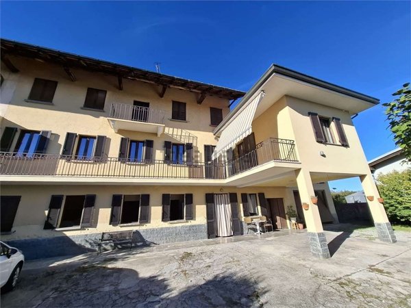 casa indipendente in vendita a Borgo Ticino