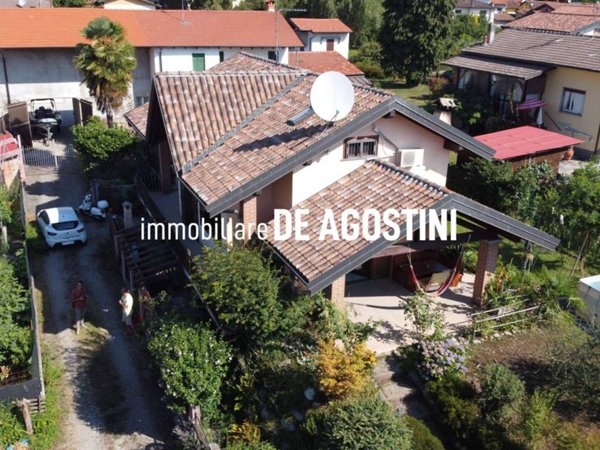 casa indipendente in vendita a Borgo Ticino in zona Campagnola