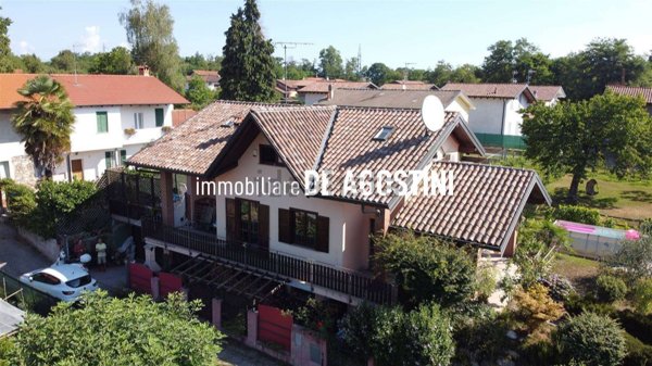 casa indipendente in vendita a Borgo Ticino in zona Campagnola