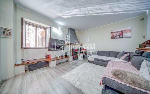 casa indipendente in vendita a Borgo Ticino