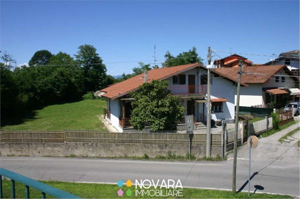 casa indipendente in vendita a Borgo Ticino