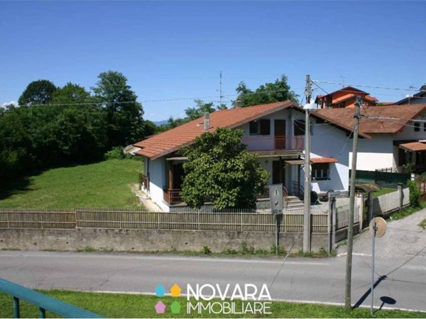 casa indipendente in vendita a Borgo Ticino