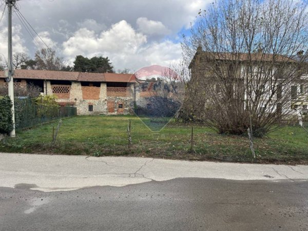 casa indipendente in vendita a Borgo Ticino