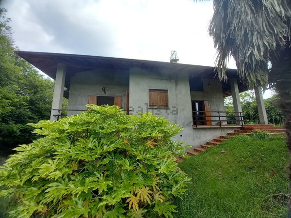 casa indipendente in vendita a Borgo Ticino