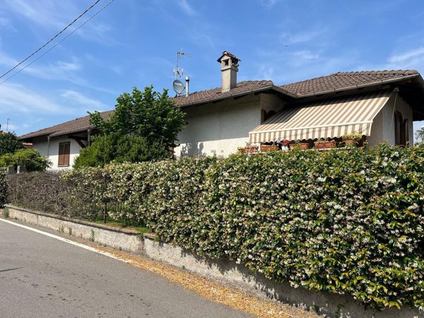 casa indipendente in vendita a Borgo Ticino