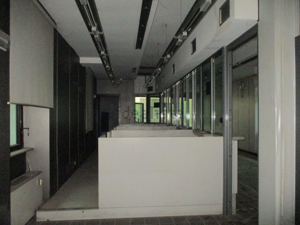 locale commerciale in vendita a Borgo Ticino