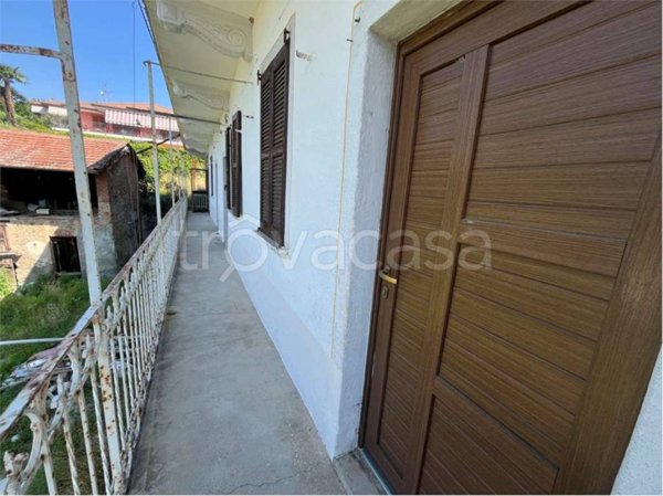 casa indipendente in vendita a Borgo Ticino