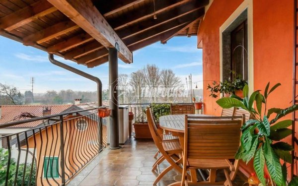 appartamento in vendita a Borgo Ticino in zona Gagnago