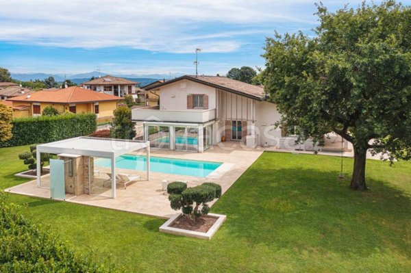 casa indipendente in vendita a Borgo Ticino