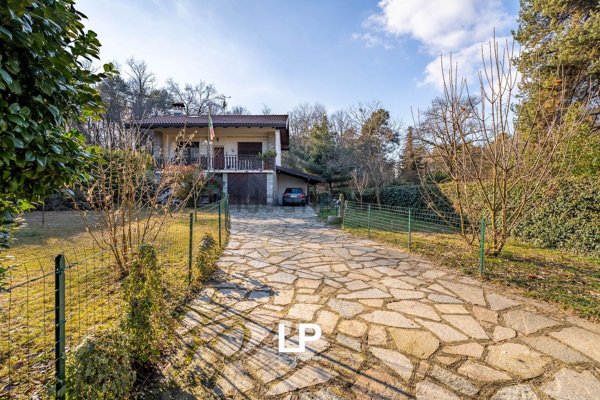 casa indipendente in vendita a Borgo Ticino in zona Gagnago