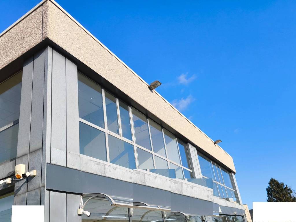 negozio in vendita a Borgo Ticino