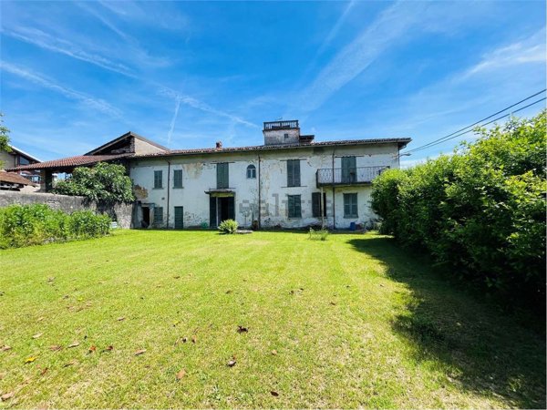 casa indipendente in vendita a Borgo Ticino
