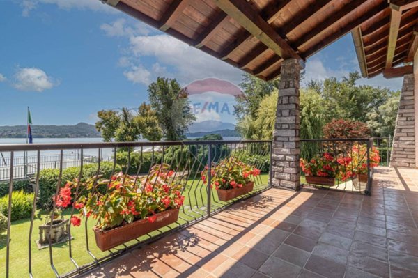 casa indipendente in vendita a Borgo Ticino