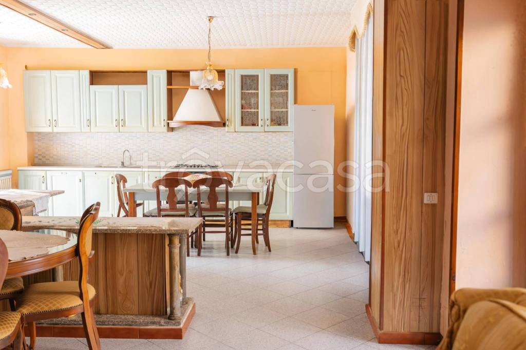appartamento in vendita a Borgo Ticino