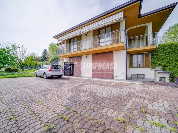 casa indipendente in vendita a Borgo Ticino
