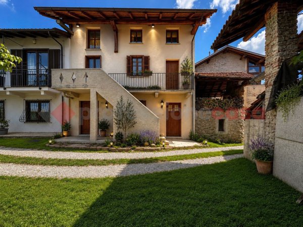 casale in vendita a Borgo Ticino in zona Campagnola