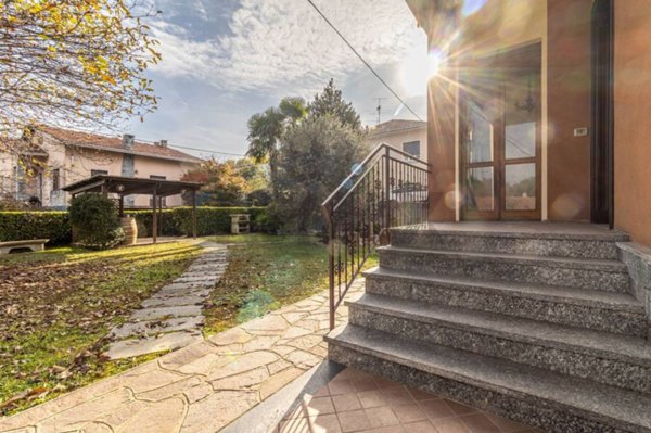 casa indipendente in vendita a Borgo Ticino
