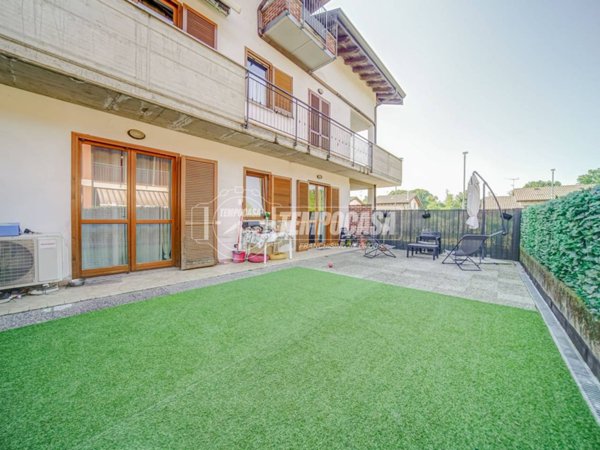 appartamento in vendita a Borgo Ticino in zona Gagnago
