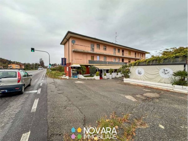 negozio in vendita a Borgo Ticino in zona Gagnago