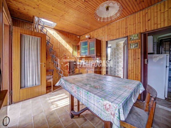 appartamento in vendita a Borgo Ticino in zona Gagnago