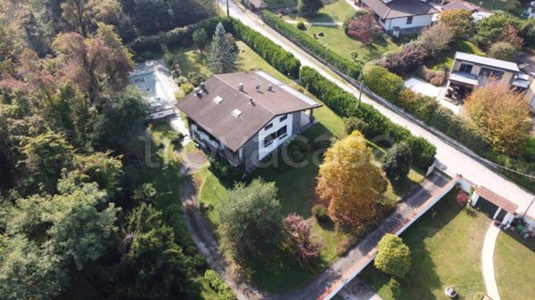 casa indipendente in vendita a Borgo Ticino in zona Gagnago