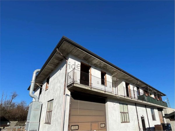 appartamento in vendita a Borgo Ticino in zona Lazzaretto