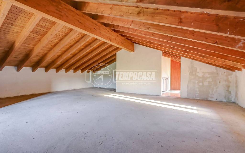 appartamento in vendita a Borgo Ticino in zona Gagnago