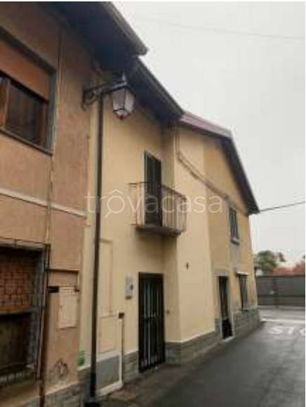 casa indipendente in vendita a Briga Novarese
