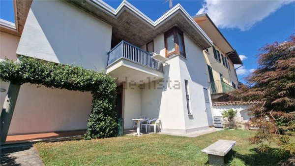 casa semindipendente in vendita a Briga Novarese
