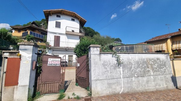 casa indipendente in vendita a Briga Novarese