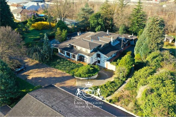 casa indipendente in vendita a Briga Novarese