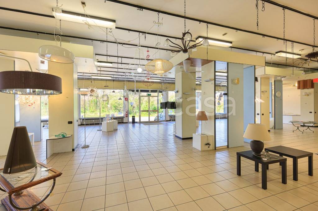 negozio in vendita a Briga Novarese