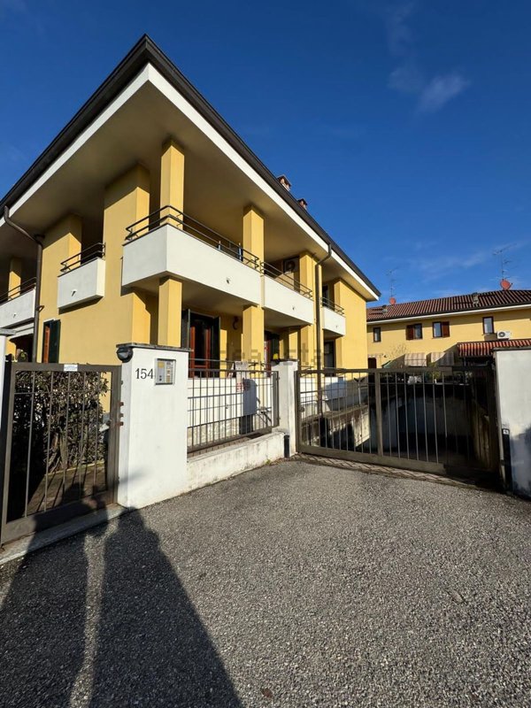 appartamento in vendita a Briga Novarese