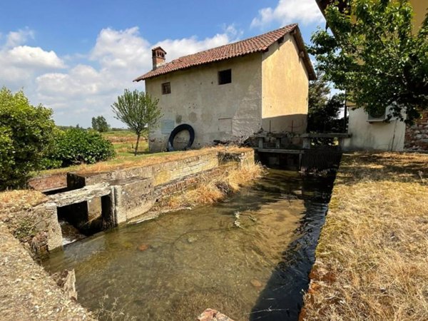 casa indipendente in vendita a Briona