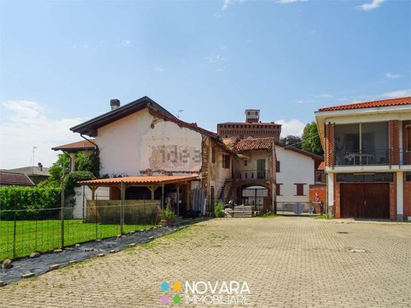 pentavano in vendita a Briona