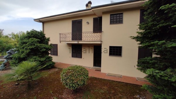 casa indipendente in vendita a Briona
