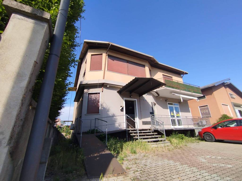casa indipendente in vendita a Briona