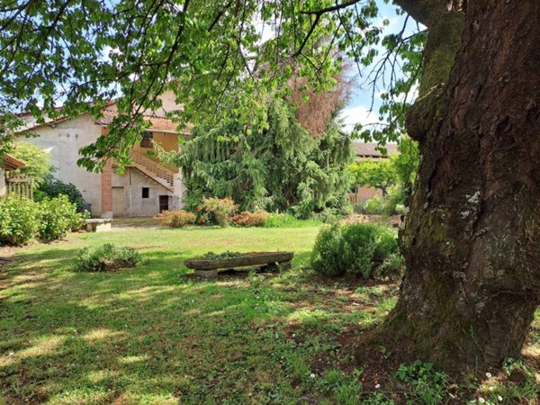 casa indipendente in vendita a Briona