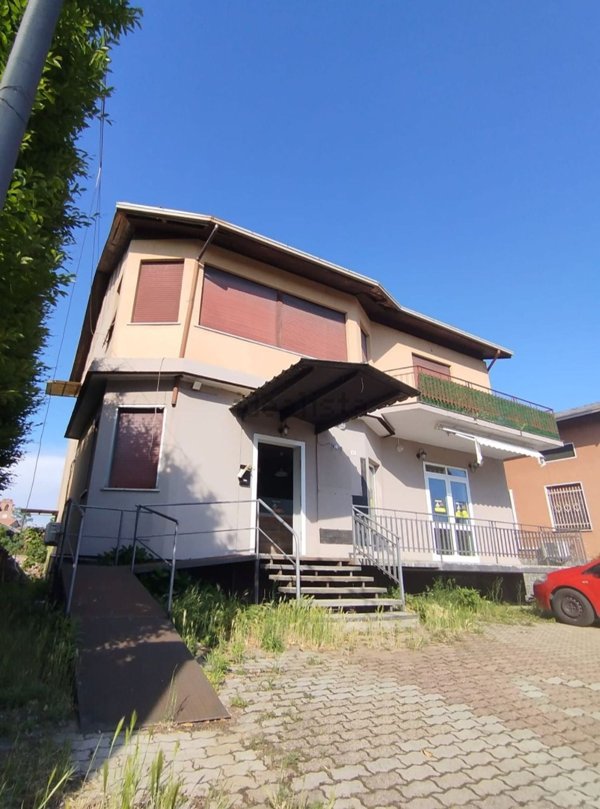 casa indipendente in vendita a Briona in zona Proh