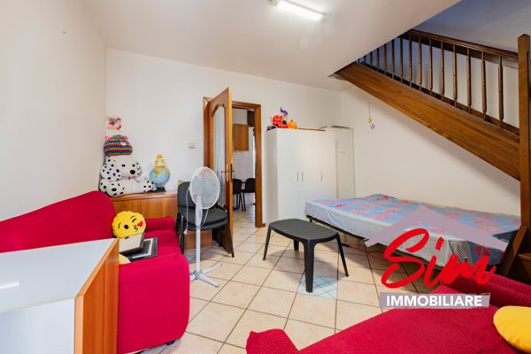 casa indipendente in vendita a Caltignaga