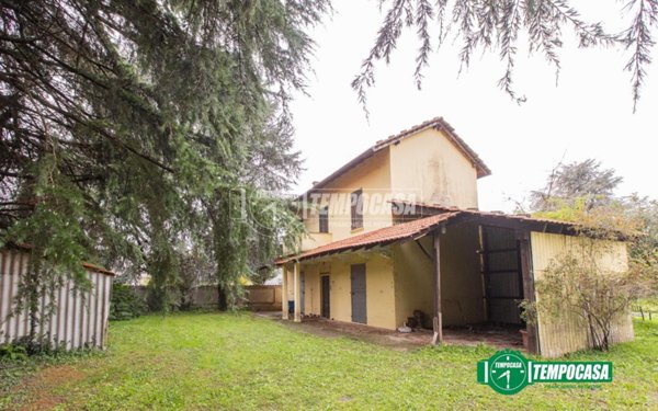 casale in vendita a Caltignaga in zona Sologno