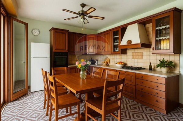 casa indipendente in vendita a Caltignaga