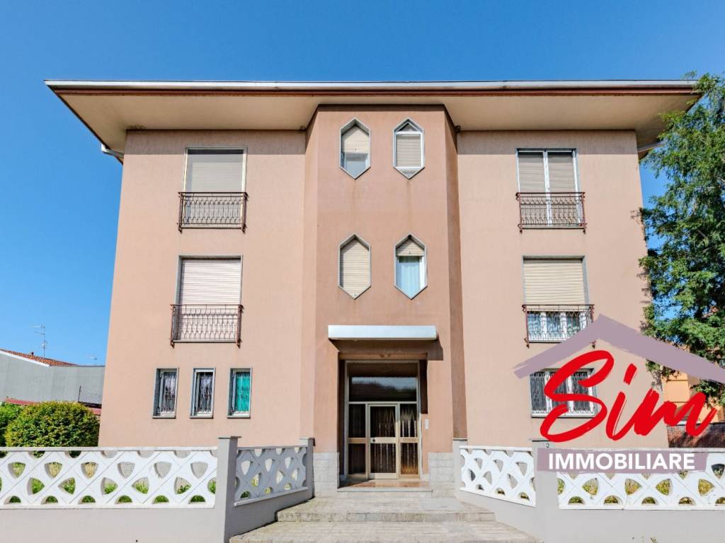 intera palazzina in vendita a Caltignaga