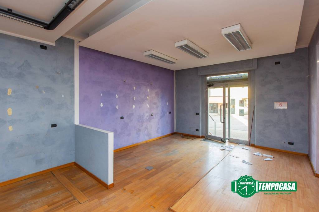 negozio in vendita a Caltignaga