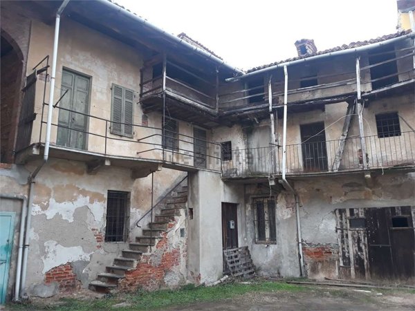 quadrivano in vendita a Cameri